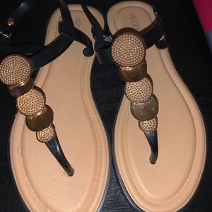 Summer strapped sandals.